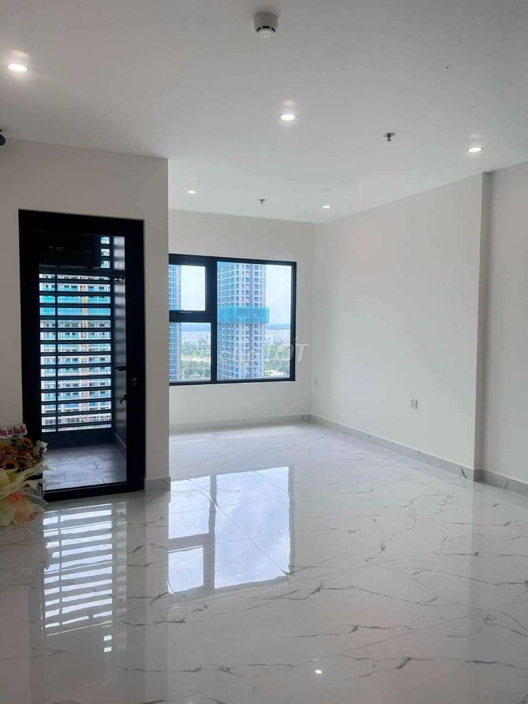 CHO THUÊ CĂN STUDIO, DT 33m2, VINHOMES QUẬN 9: Nhà mới, Đẹp, Ở ngay.