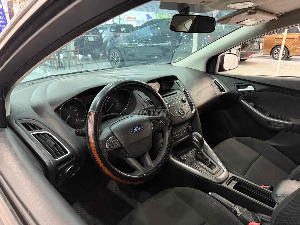 Ford Focus 1.5AT SX2016 đk2017. Mua bán Ô tô tại Thành phố Thủ Dầu Một Bình Dương được đăng bởi TRUNG DƯƠNG AUTO  hình 6