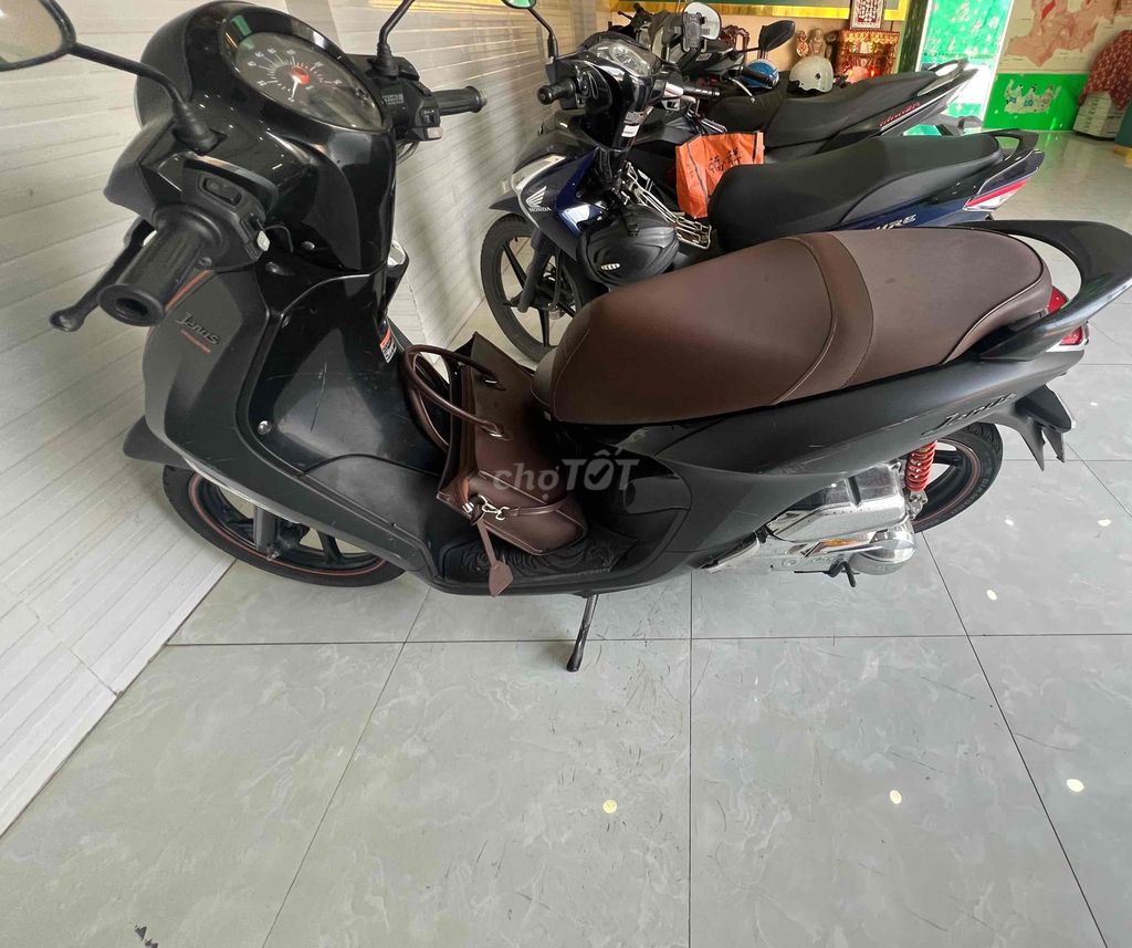 bán xe janus chính chủ. Mua bán Xe máy tại Thành phố Dĩ An Bình Dương được đăng bởi Lê Thị Yến Nhi hình 2