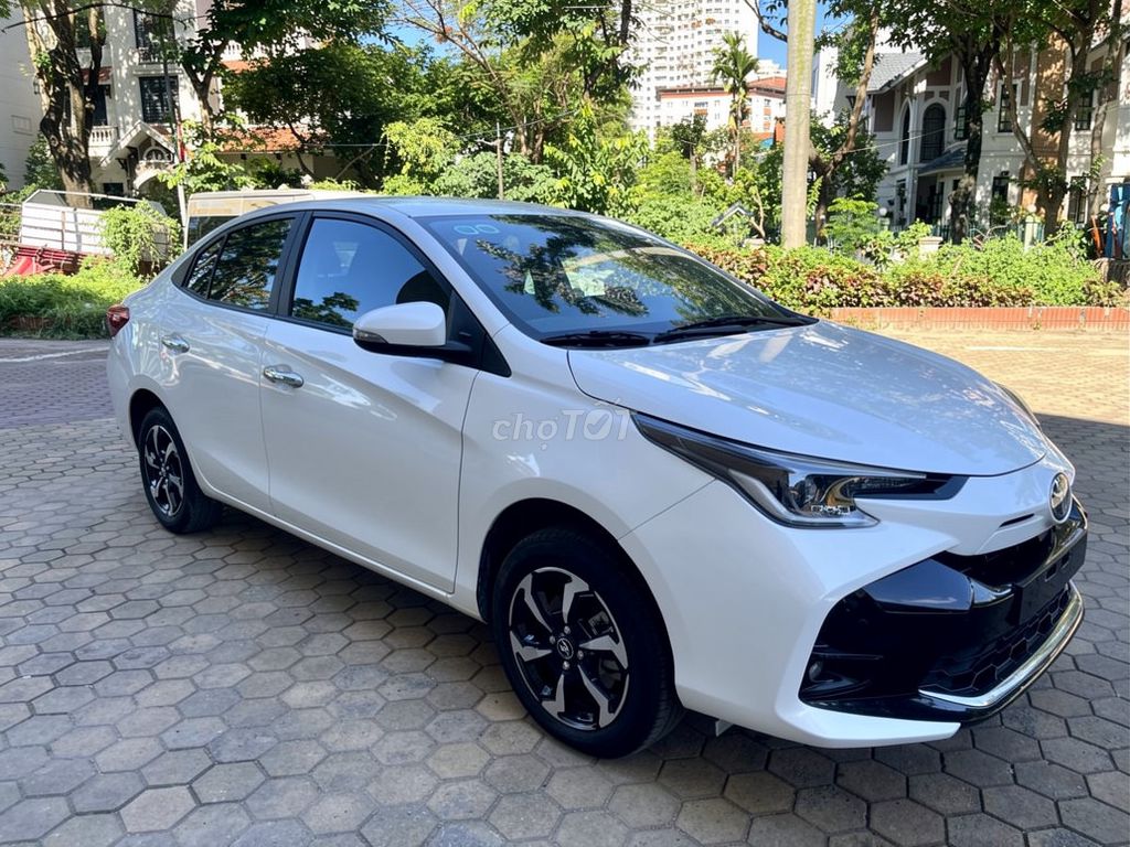 Toyota Vios 2025 1.5 G CVT Белый 38000 км