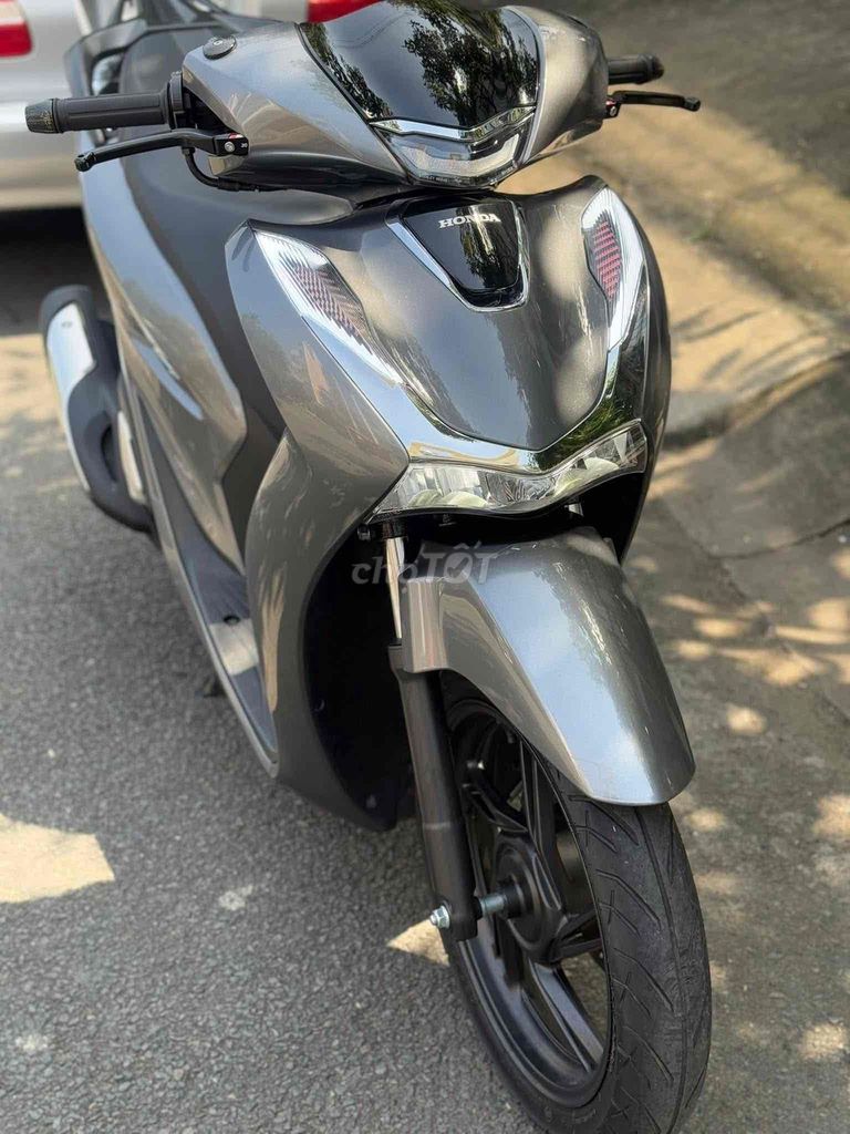 Honda SH 150i CBS 2022 Xám 10000km. Mua bán Xe máy tại Quận 6 Tp Hồ Chí Minh được đăng bởi Quang Rambo  hình 1