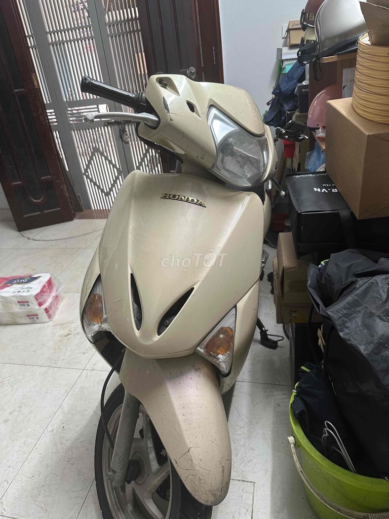 Cần bán honda lead 2011. Mua bán Xe máy tại Quận Thanh Xuân Hà Nội được đăng bởi Sơn hình 1