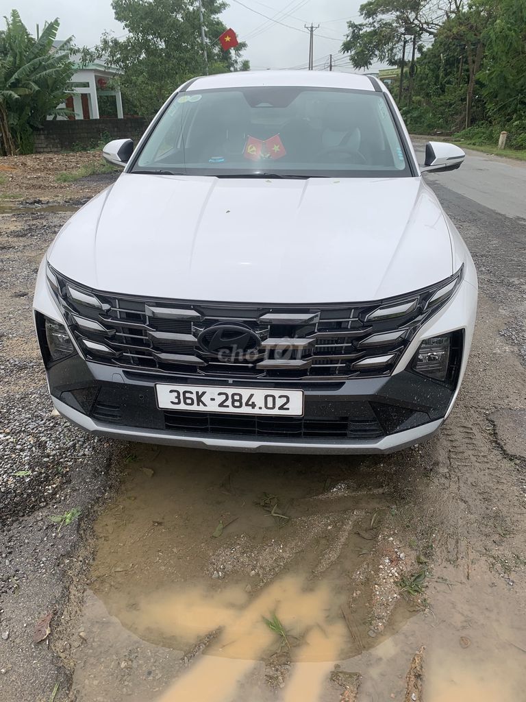 Hyundai Tucson 2025 2.0 Diesel Đặc biệt - 8000 km. Mua bán Ô tô tại Thị xã Nghi Sơn Thanh Hóa được đăng bởi Số Hưởng hình 1