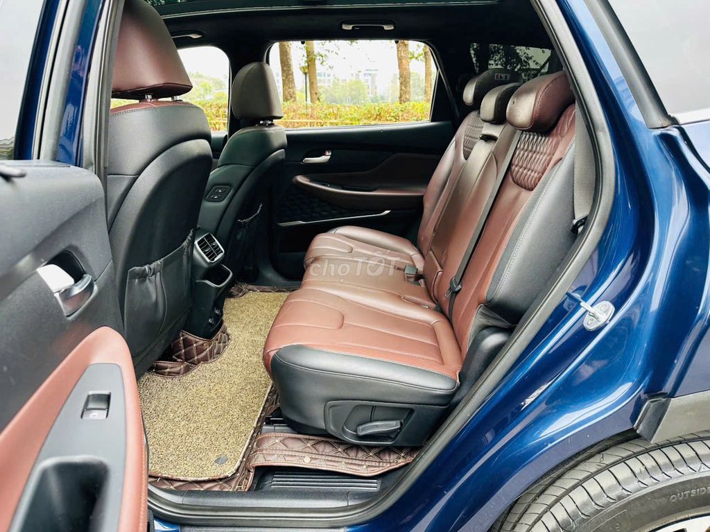 Hyundai Santa Fe Premium 2.2D Htrac 4x4 2019. Mua bán Ô tô tại Quận Cầu Giấy Hà Nội được đăng bởi Hùng Eco Auto hình 11