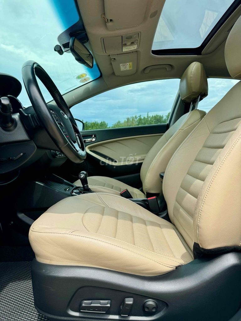 Kia Cerato 2018 1.6 AT Luxury - 81000 km. Mua bán Ô tô tại Quận Cẩm Lệ Đà Nẵng được đăng bởi nguyễn văn khoa hình 14