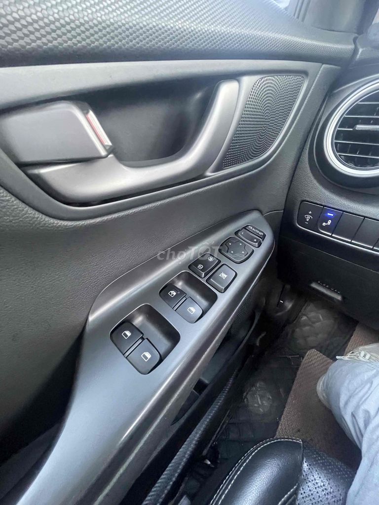 Hyundai Kona 2019 2.0 AT ĐẶC BIỆT - 93nghin km. Mua bán Ô tô tại Thị xã Bến Cát Bình Dương được đăng bởi Phạm Huy hình 7