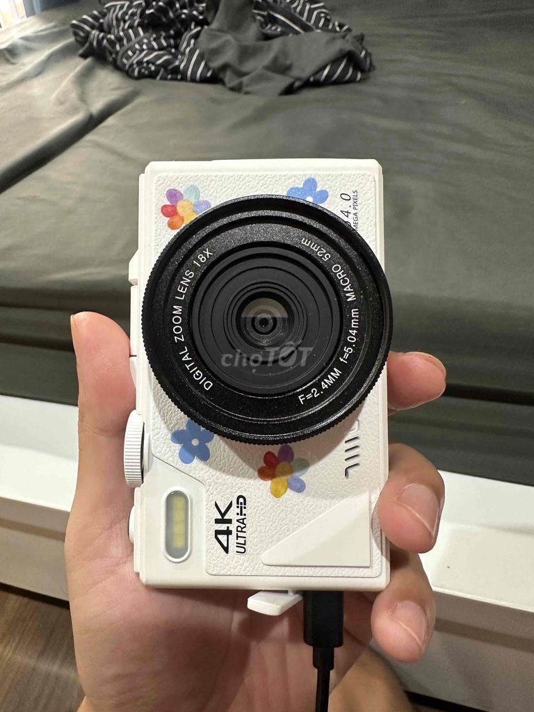 Máy ảnh kỹ thuật số 4K Ultra HD Trắng Trung Quốc. Mua bán Máy ảnh, Máy quay tại Quận Đống Đa Hà Nội được đăng bởi Viet anh hình 1