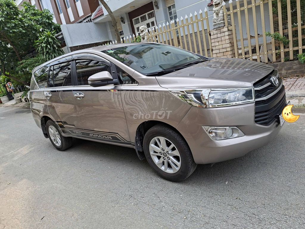 Toyota Innova 2019 механике, редкая эксплуатация