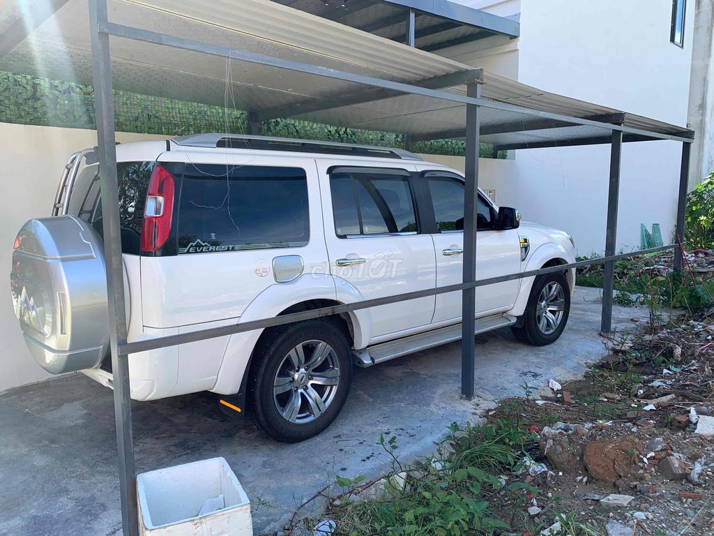 Ford Everest 2012 2.5L 4x4 MT - 400000 km. Mua bán Ô tô tại Quận Sơn Trà Đà Nẵng được đăng bởi Hiếu Đặng hình 3