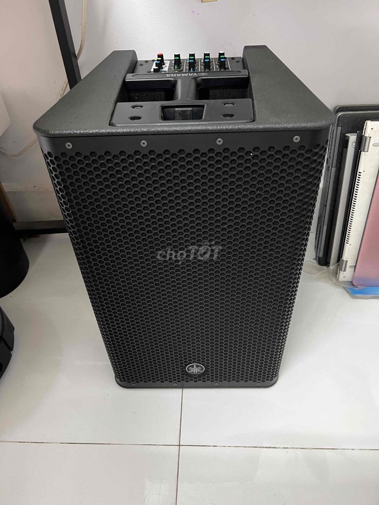 Loa cột di động Loa Yamaha Stagepas 1K 1100W