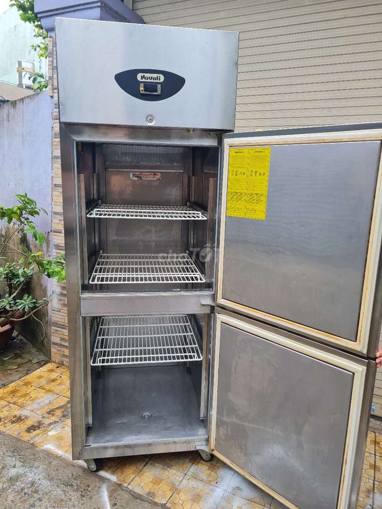 Tủ đông đứng inox 700L. Mua bán Tủ lạnh tại Quận Tân Phú Tp Hồ Chí Minh được đăng bởi Hoàng Lan hình 4