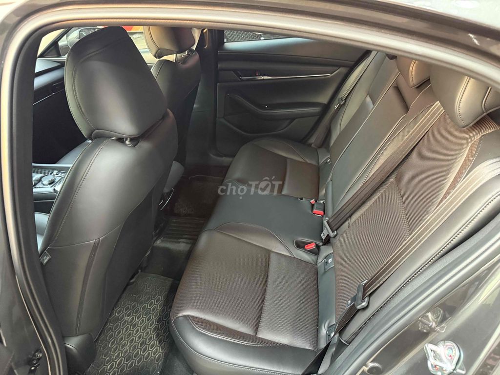 Mazda 3 2024 1.5L Luxury - 19000 km siêu lướt. Mua bán Ô tô tại Thành phố Thủ Đức Tp Hồ Chí Minh được đăng bởi FASTCARS THÁI Ô TÔ CŨ  hình 10