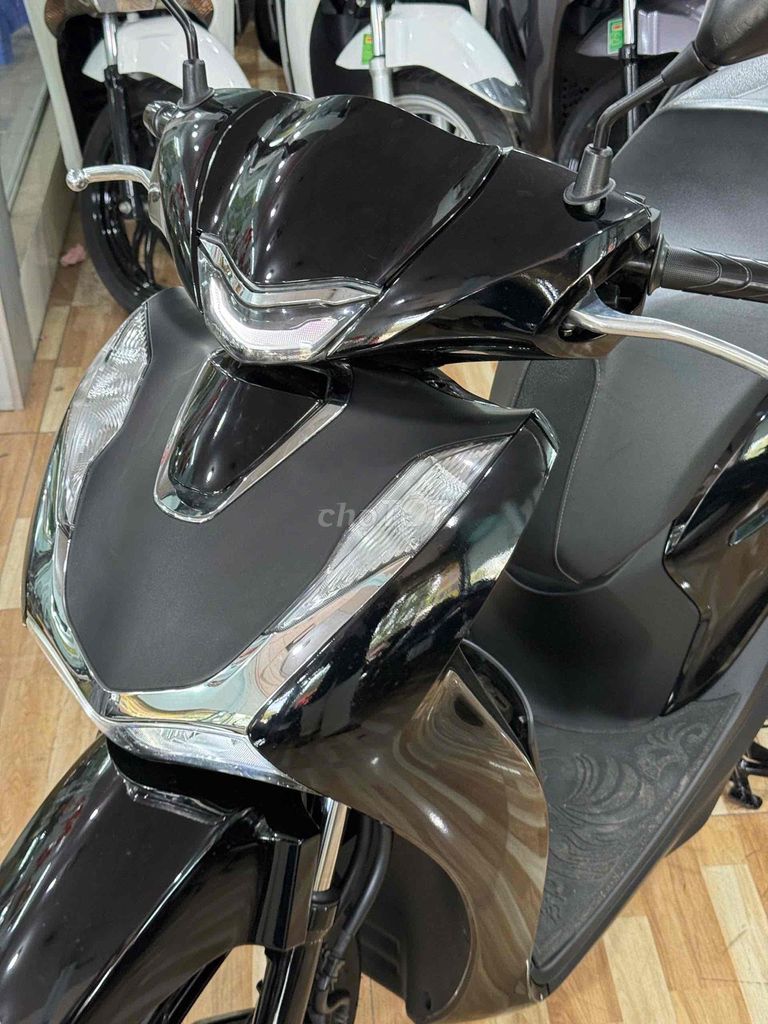 honda sh 125cc bstp chính chủ đen cực đẹppp. Mua bán Xe máy tại Quận Gò Vấp Tp Hồ Chí Minh được đăng bởi Waann em xe máyy hình 1