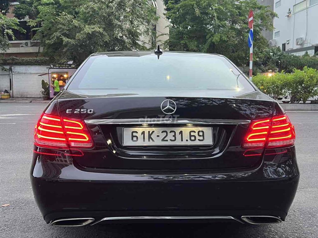 Mercedes Benz E Class 2014 E250 - 90000 km. Mua bán Ô tô tại Quận 11 Tp Hồ Chí Minh được đăng bởi Nam hình 3