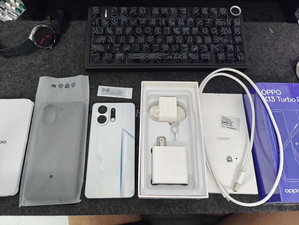 Oppo K13 Tubor Pro 256GB Trắng. Mua bán Điện thoại tại Thành phố Bạc Liêu Bạc Liêu được đăng bởi thiên đăng hình 1