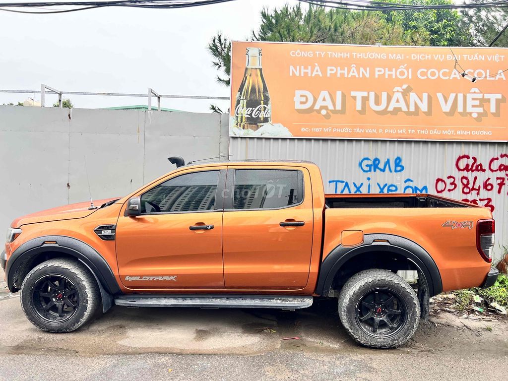 Ford Ranger Wildtrak 3.2 4x4 AT. Mua bán Ô tô tại Thành phố Thủ Dầu Một Bình Dương được đăng bởi Ngọc hình 3