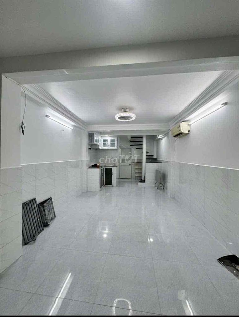 Аренда · 1 комн. · 30 м² · Quận Bình Thạnh, ул. Đường Vạn Kiếp
