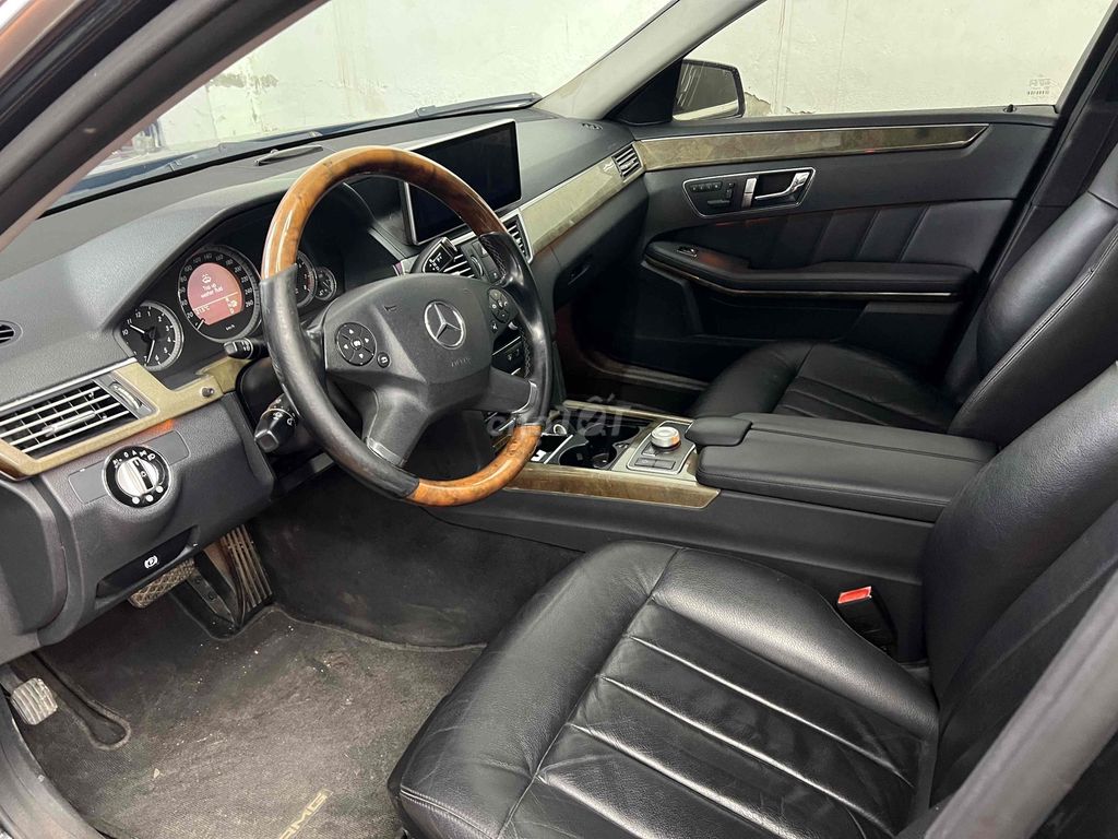 Mercedes Benz E Class 2009 E300 - 12968 km. Mua bán Ô tô tại Quận Thanh Xuân Hà Nội được đăng bởi Đỗ Duy Cảnh hình 13