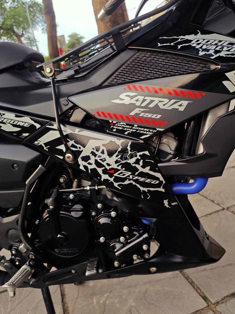 Suzuki Satria 150 FI Xe mới -Xe Hải quan lướt. Mua bán Xe máy tại Quận Cầu Giấy Hà Nội được đăng bởi Tong motor xe may hình 5