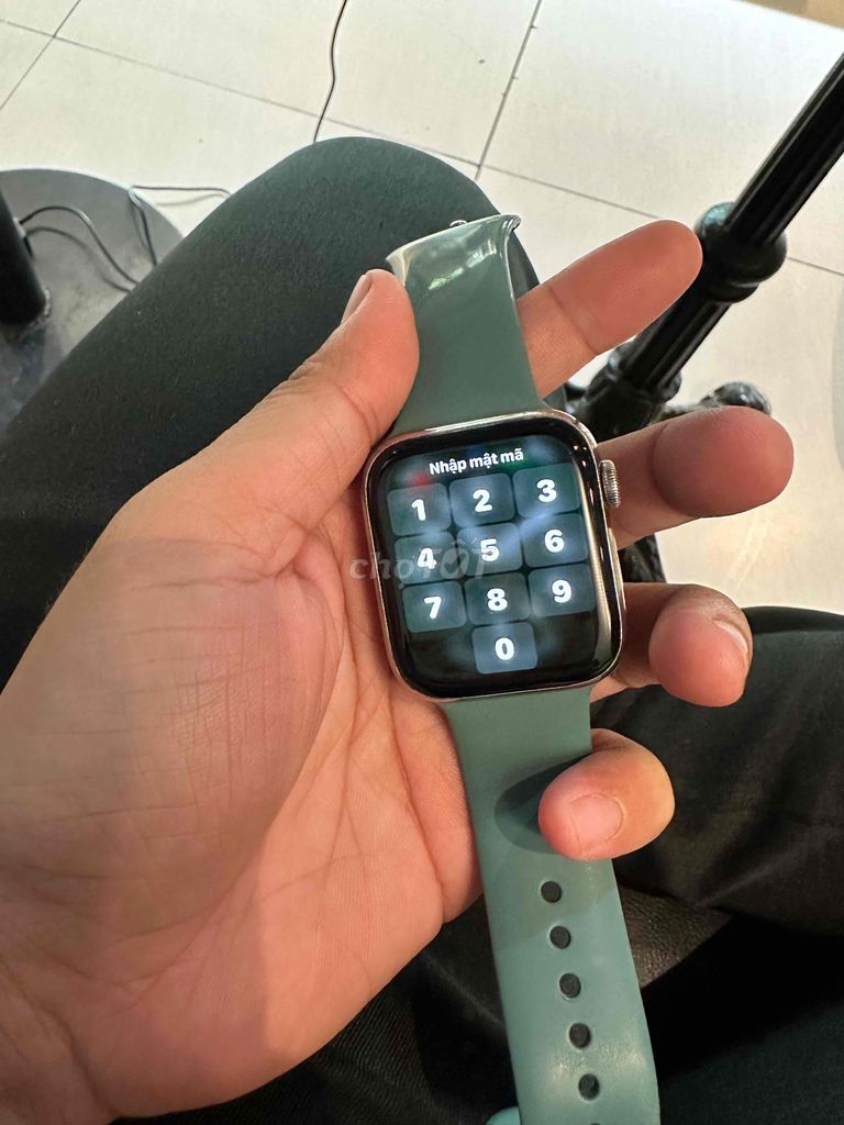 Cần bán apple watch s4 thép lte 44mm