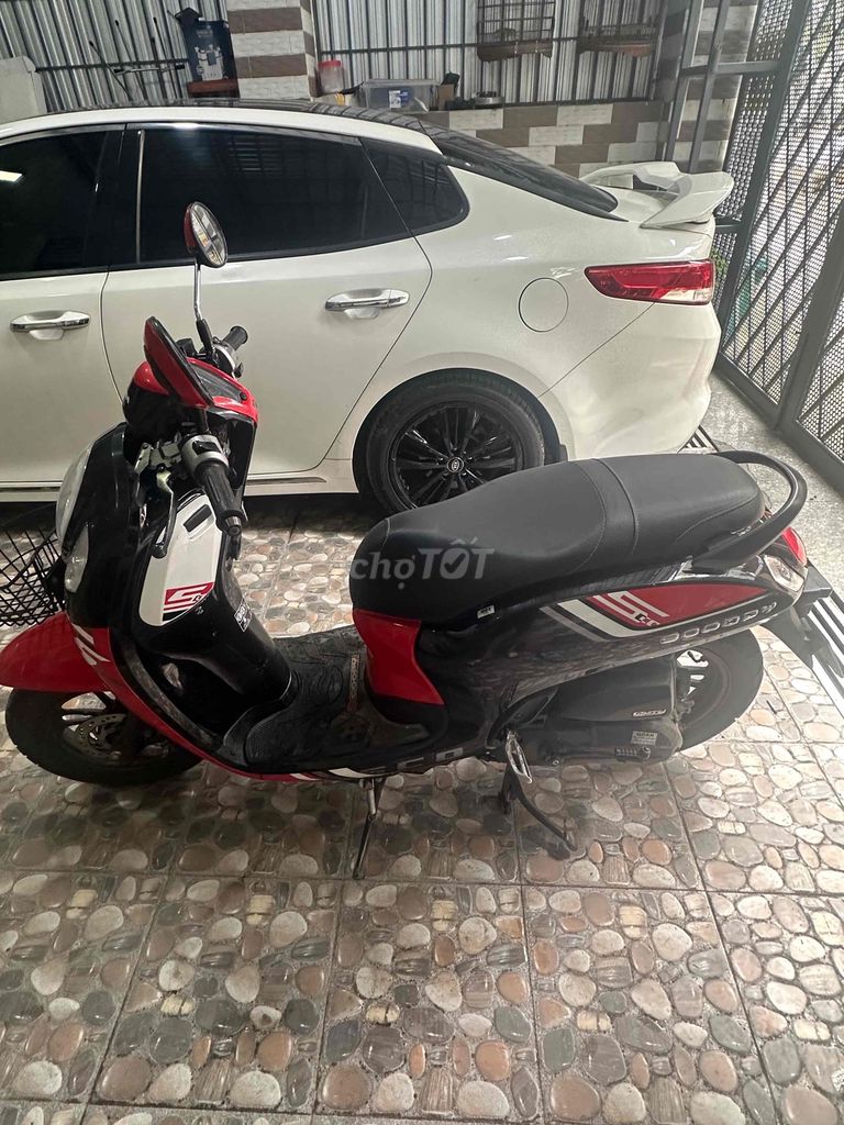 muốn bán lên đời scoopy indo. Mua bán Xe máy tại Quận Cẩm Lệ Đà Nẵng được đăng bởi Nguyễn Thọ Tín hình 3