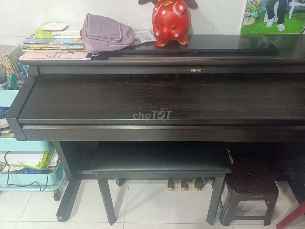 Thanh lý Piano điện Roland KR 375