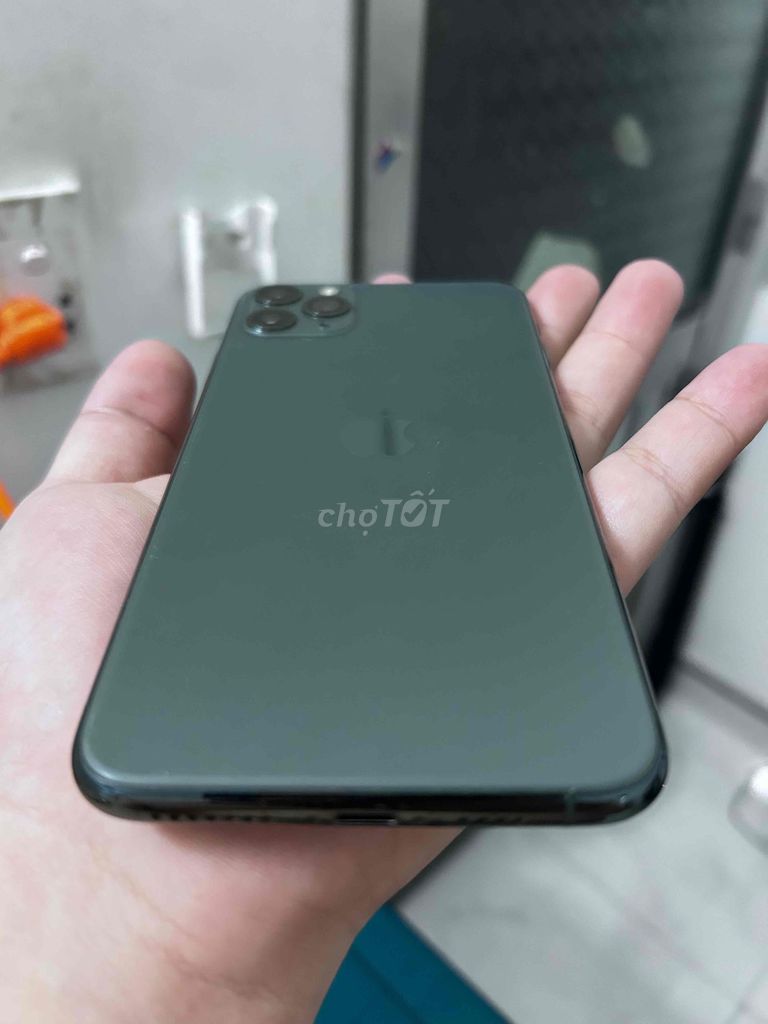 Apple iPhone 11 Pro Max 64GB Xanh rêu. Mua bán Điện thoại tại Thành phố Thủ Dầu Một Bình Dương được đăng bởi Lê duy chung hình 1