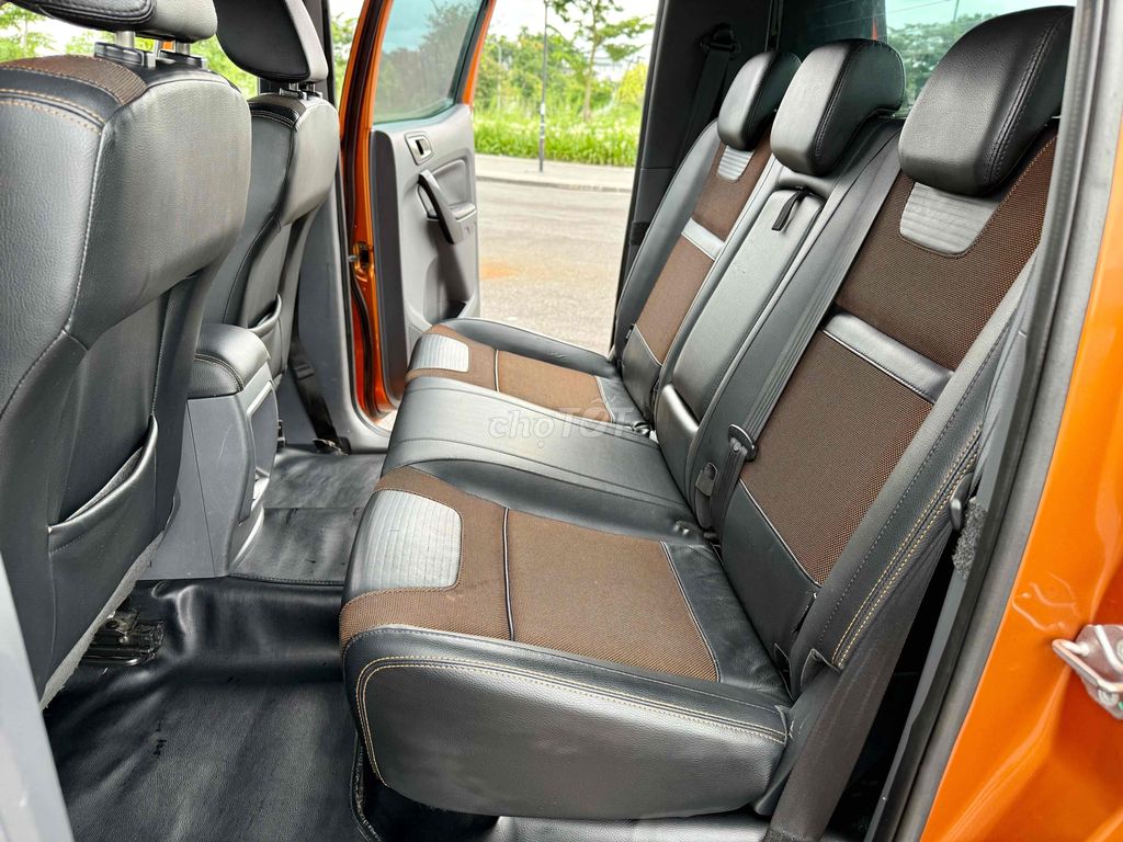 Ford Ranger  Wildtrak 3.2 4x4 AT 2016. Mua bán Ô tô tại Quận Long Biên Hà Nội được đăng bởi Tạ Dũng hình 8