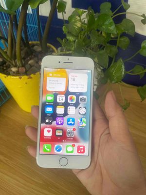 iphone 7 32G hàng quốc tế zin đẹp