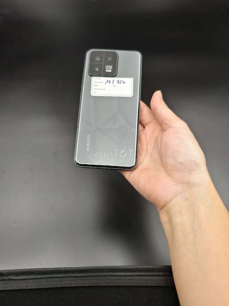 Xiaomi 13 12/256 rom quốc tế đẹp 98,3%. Mua bán Điện thoại tại Quận 6 Tp Hồ Chí Minh được đăng bởi Nhất Tín Mobile hình 1