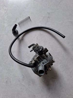 Bình xăng con 110 Zin ống dẫn lò xo
