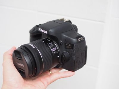 Canon 750D kèm lens 18-55