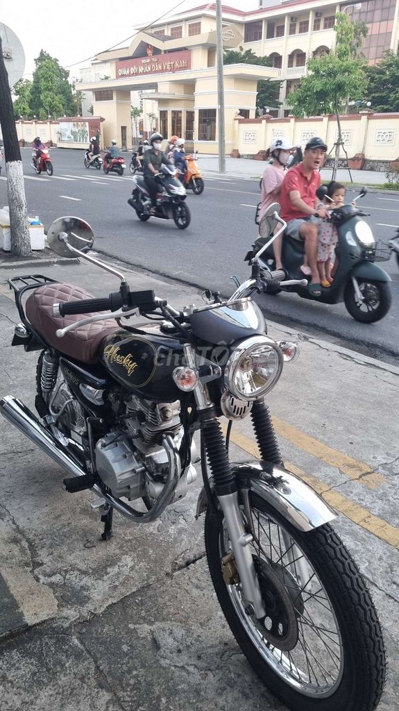 Bán lại xe sym hucky 125cc xe cực đẹp. Mua bán Xe máy tại Quận Hải Châu Đà Nẵng được đăng bởi Dức long hình 4