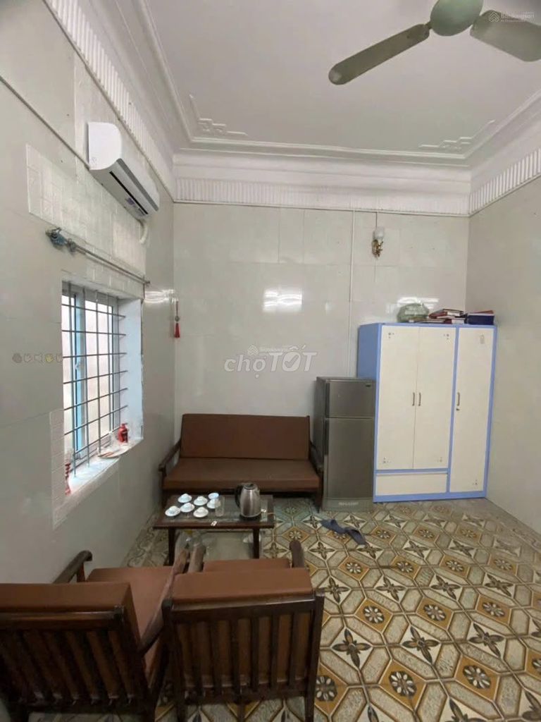 Дом в аренду 50м2, 3 этажа, 3 спальни, Тхань Нхан