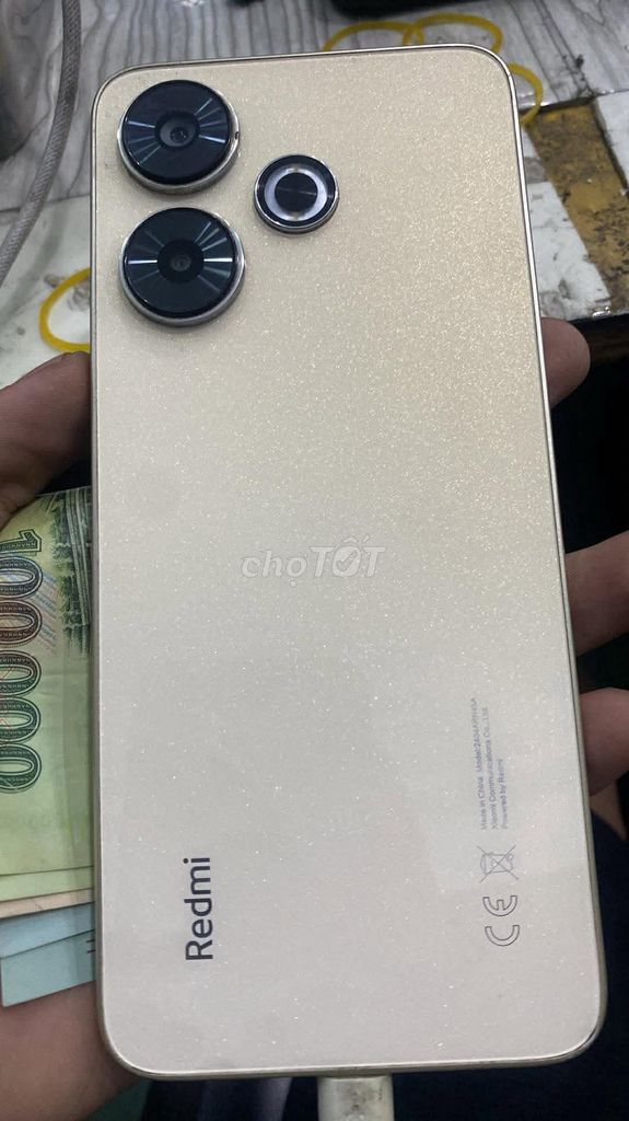 Xiaomi Redmi 13 128GB Vàng. Mua bán Điện thoại tại Quận 1 Tp Hồ Chí Minh được đăng bởi Hội Đồ Điện Tử hình 1