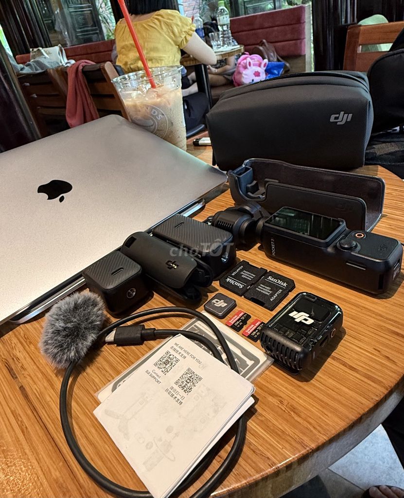 DJI Osmo Pocket 3 Creator Combo + Thẻ 128G . Mua bán Máy ảnh, Máy quay tại Quận Gò Vấp Tp Hồ Chí Minh được đăng bởi Minh Tài hình 1
