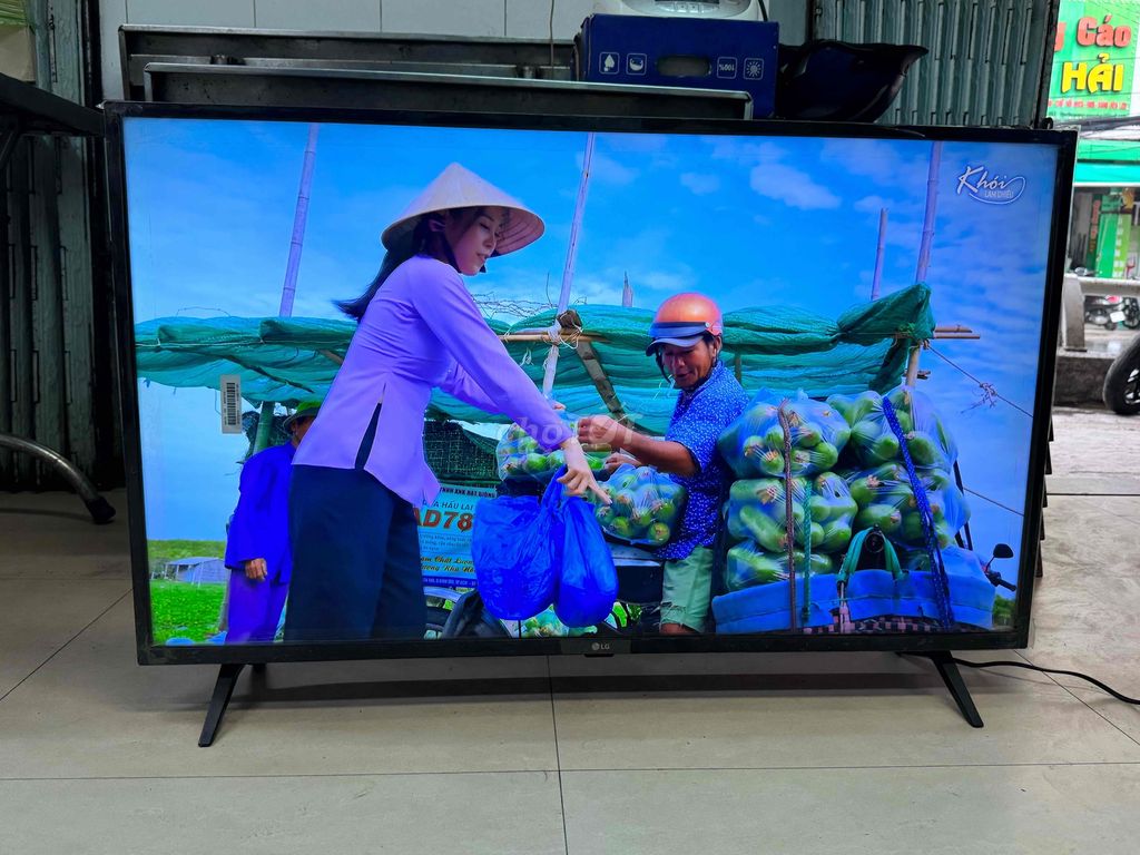 LG 43inch 4k ! Remote Nói-Chuột Bay ! Bluetooth ⚽️. Mua bán Tivi, Âm thanh tại Quận 8 Tp Hồ Chí Minh được đăng bởi Quốc hình 2