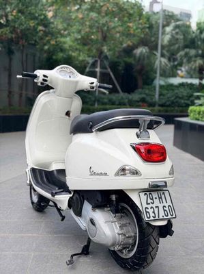 Piaggio Vespa LX 125 3vie 2015 Trắng. Mua bán Xe máy tại Quận Cầu Giấy Hà Nội được đăng bởi Anh Khoa