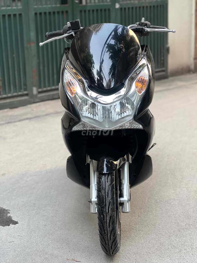 Chào bán PCX xe nhập. bao đẹp nguyên zin. Mua bán Xe máy tại Quận Cầu Giấy Hà Nội được đăng bởi Xe Máy Đoàn Văn Cam Kết Đúng Ảnh Đúng Biển Đúng Giá Trị hình 9