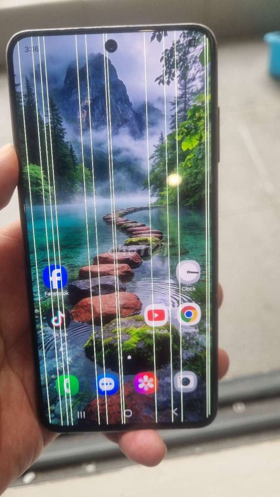 Samsung S21 FE Đen 2 sim Màn hình sọc. Mua bán Điện thoại tại Quận Hoàn Kiếm Hà Nội được đăng bởi Minh Khôi hình 1