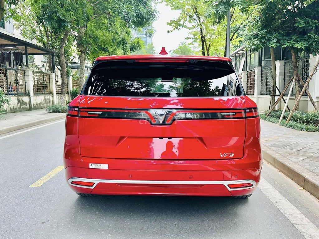 VinFast VF9 Plus Đỏ Mới 100%. Mua bán Ô tô tại Thành phố Thủ Đức Tp Hồ Chí Minh được đăng bởi MAI TRUNG HIẾU hình 5