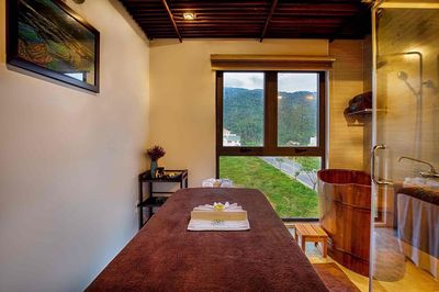 cho thuê toà nhà 8 tầng Massage và Spa đã FullNội Thất MT gần Hoàng Sa. Cho thuê văn phòng, mặt bằng kinh doanh tại Quận Sơn Trà Đà Nẵng được đăng bởi Hiền Nguyễn 