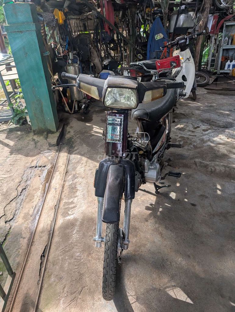 Dream tq đời đầu cực ngon. Mua bán Xe máy tại Thành phố Buôn Ma Thuột Đắk Lắk được đăng bởi sửa chữa và mua bán các loại xe chuẩn ngon giá rẻ hình 4