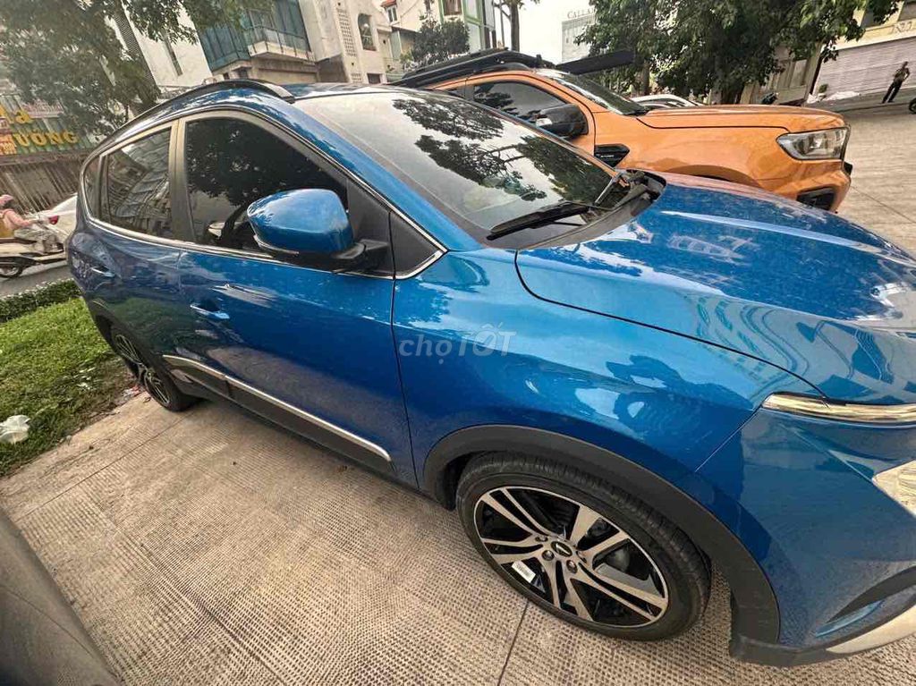 VinFast VFe34 2022 Xanh. Mua bán Ô tô tại Thành phố Thủ Đức Tp Hồ Chí Minh được đăng bởi Mr Long hình 3