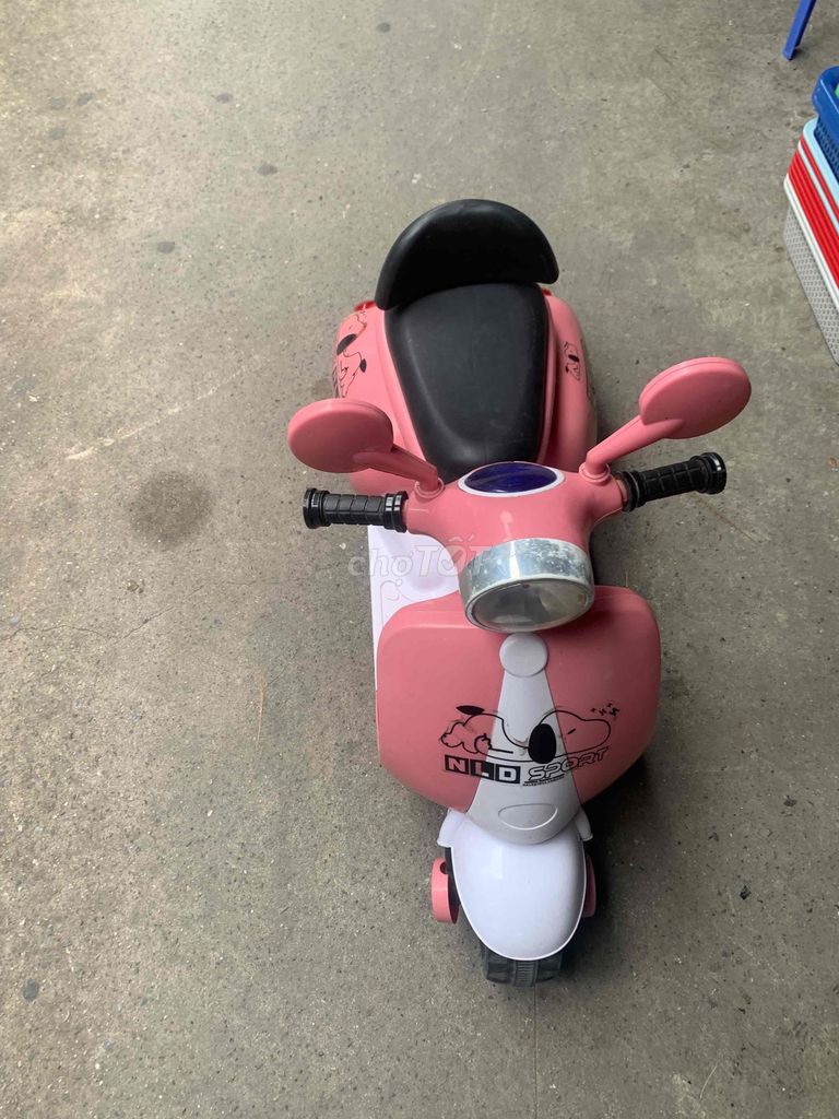 Xe máy điện trẻ em Yadea hồng. Mua bán Mẹ và bé tại Quận Hoàng Mai Hà Nội được đăng bởi Sen hình 1