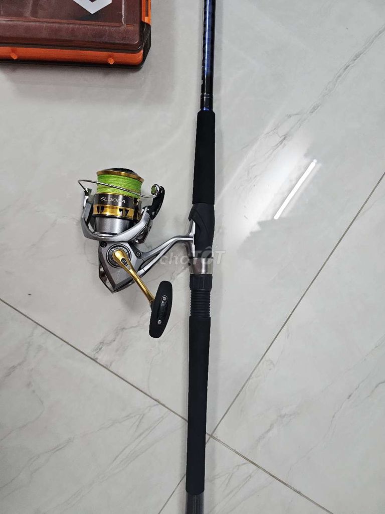 Cần câu Shimano Sedona Bạc Đen Vàng đã sử dụng. Mua bán Đồ thể thao, Dã ngoại tại Quận Bình Thuỷ Cần Thơ được đăng bởi Huỳnh Thanh Bình hình 1