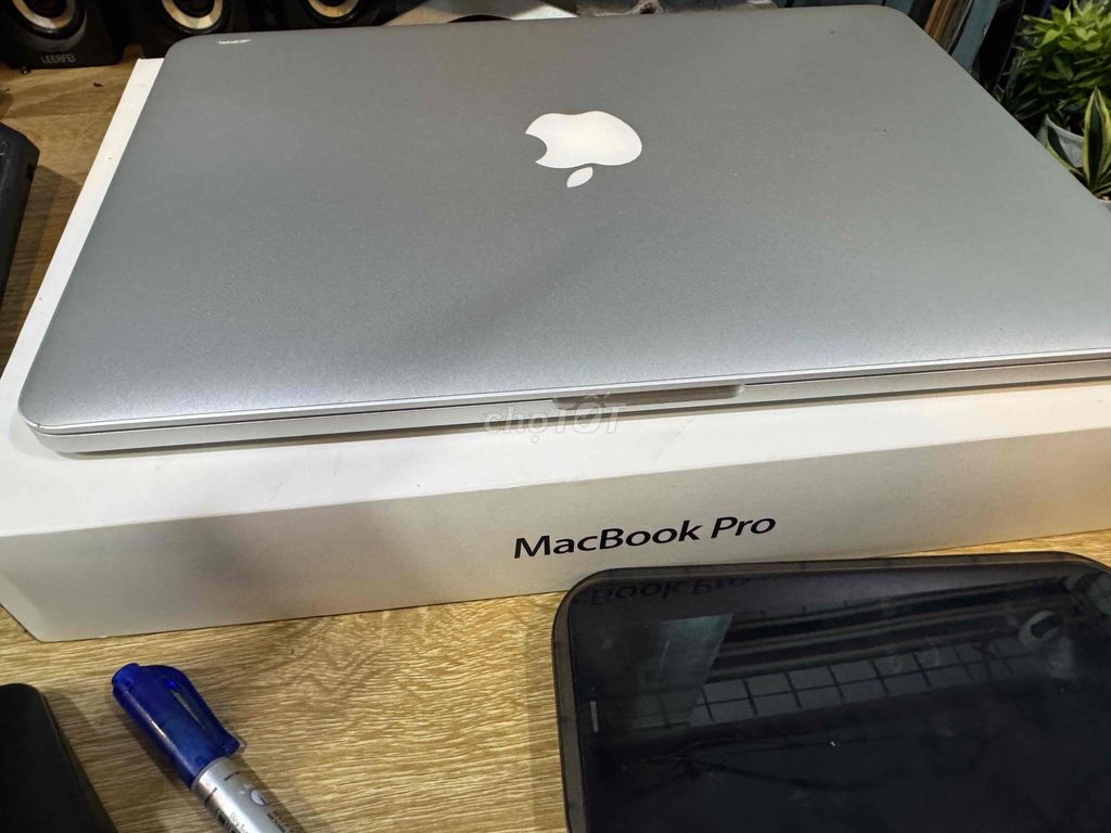 Macbook Pro 2014 i5 13inch 8GB/256GB Full box đep. Mua bán Laptop tại Quận Gò Vấp Tp Hồ Chí Minh được đăng bởi Thanh lí cầm đồ hình 1