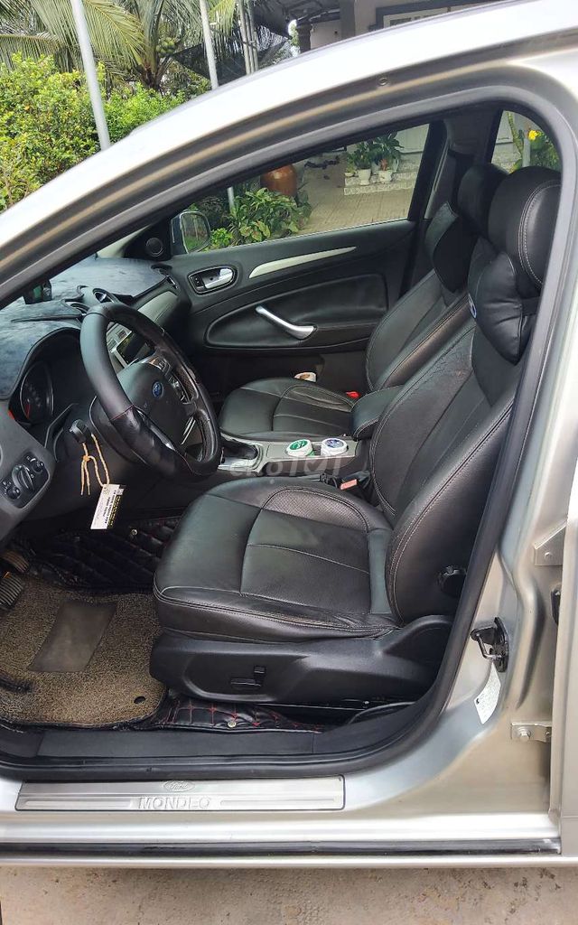 FoModeo,,phiên bản 2,3,,cưc đep sx 2010 AT. Mua bán Ô tô tại Huyện Bàu Bàng Bình Dương được đăng bởi Hau hình 9