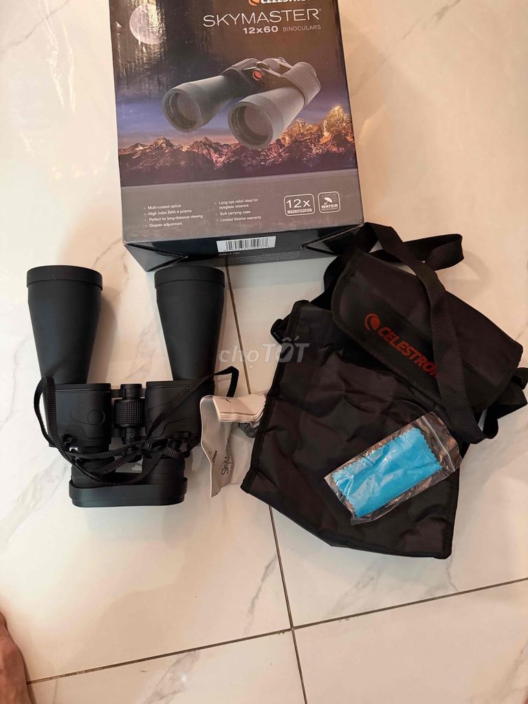 Ống nhòm Celestron Skymaster 12x60 Đen
