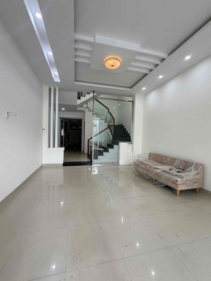 Аренда · 5 комн. · 100 м² · Quận Sơn Trà, ул. Đường Trần Thánh Tông